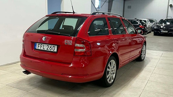 Skoda Octavia 6 of 16