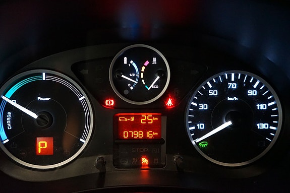 Peugeot Partner Electric 10 of 18