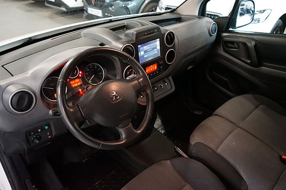 Peugeot Partner Electric 8 of 18