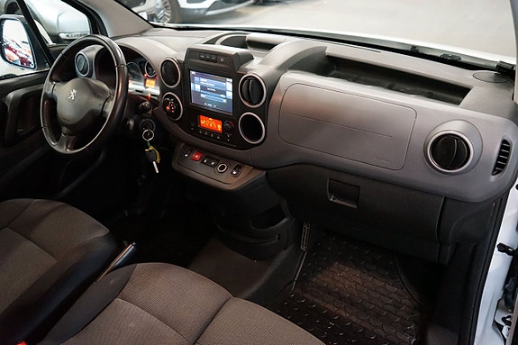 Peugeot Partner Electric 13 of 18