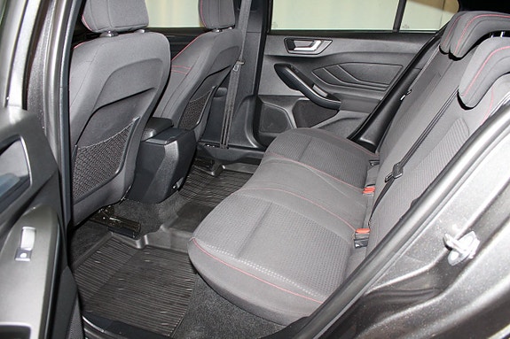 Ford Focus 20 of 26