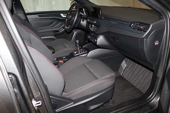 Ford Focus 16 of 26