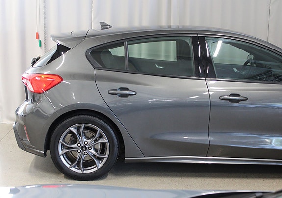 Ford Focus 6 of 26