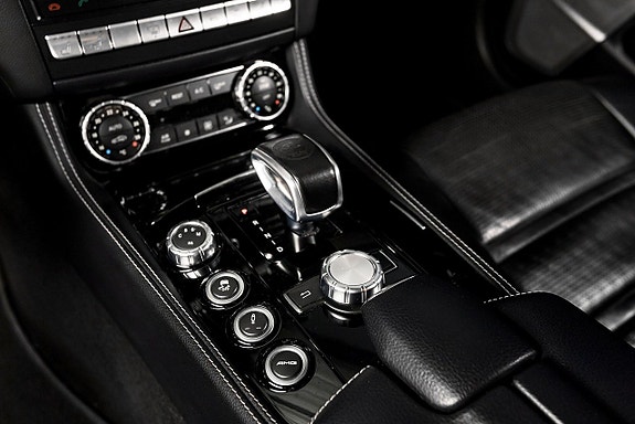 Mercedes-Benz CLS63 20 of 28