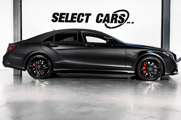 Mercedes-Benz CLS63 3 of 5