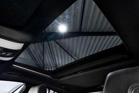 Mercedes-Benz CLS63 23 of 28