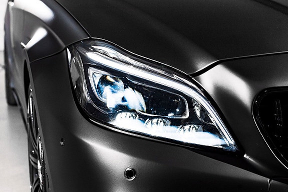 Mercedes-Benz CLS63 7 of 28