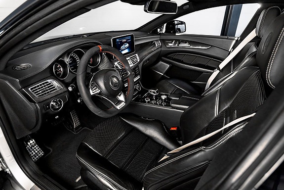 Mercedes-Benz CLS63 14 of 28
