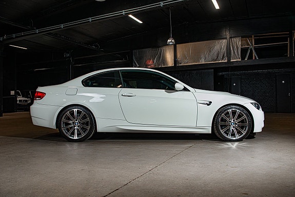 BMW M3 6 of 30