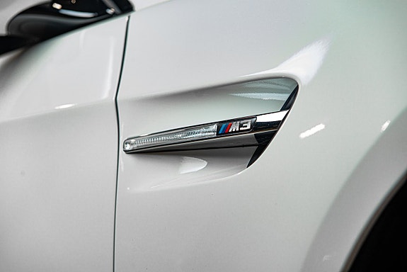 BMW M3 28 of 30