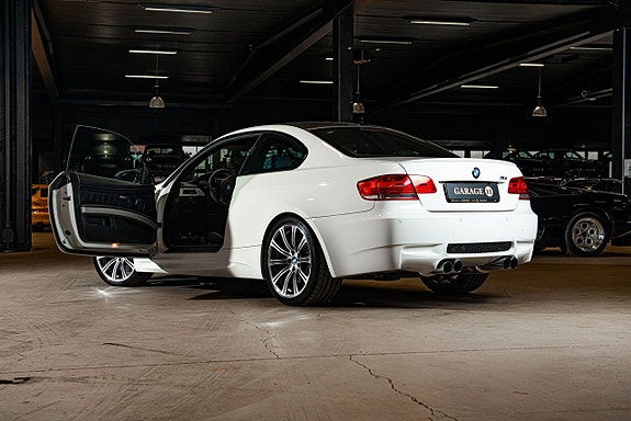 BMW M3 8 of 30