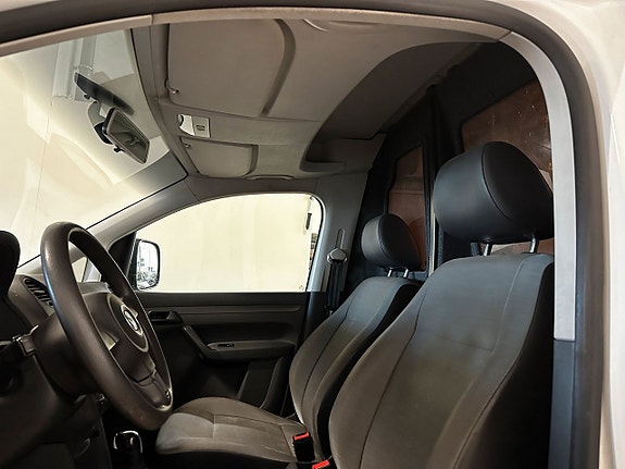 Volkswagen Caddy Maxi 12 of 14