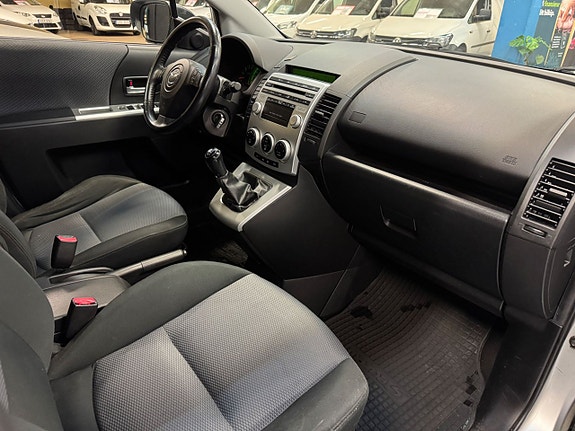 Mazda 5 13 of 26