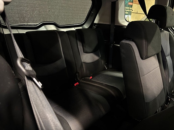Mazda 5 12 of 26