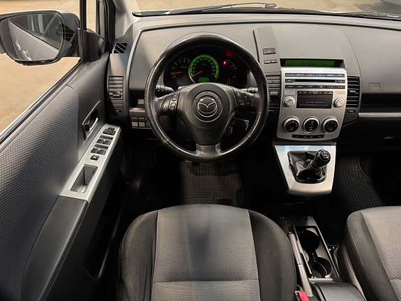 Mazda 5 15 of 26
