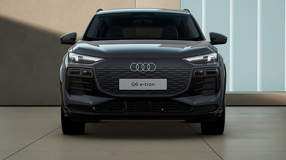 Audi Q6 e-tron 4 of 5