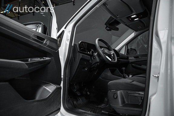 Volkswagen Caddy 16 of 27
