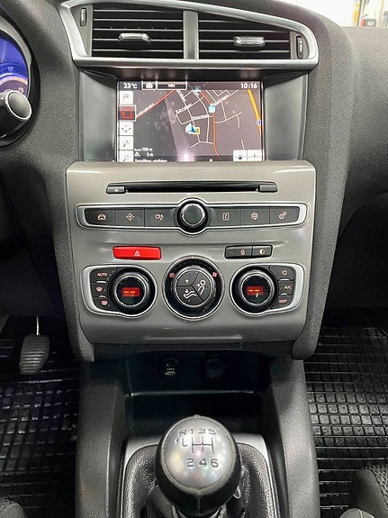 Citroen C4 8 of 21