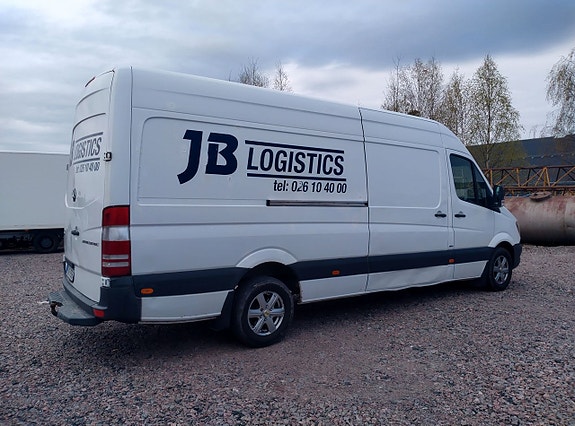 Mercedes-Benz Sprinter 319 9 of 17