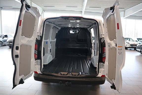 Ford Transit Custom 9 of 15