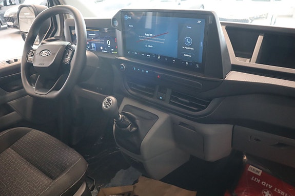 Ford Transit Custom 15 of 15