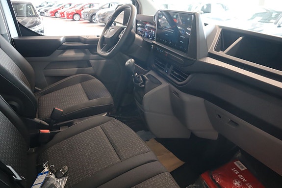 Ford Transit Custom 14 of 15