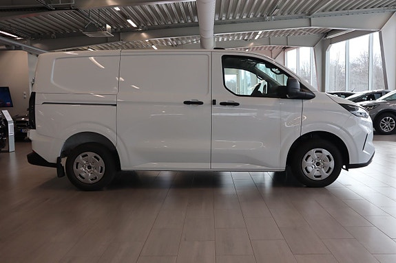 Ford Transit Custom 6 of 15