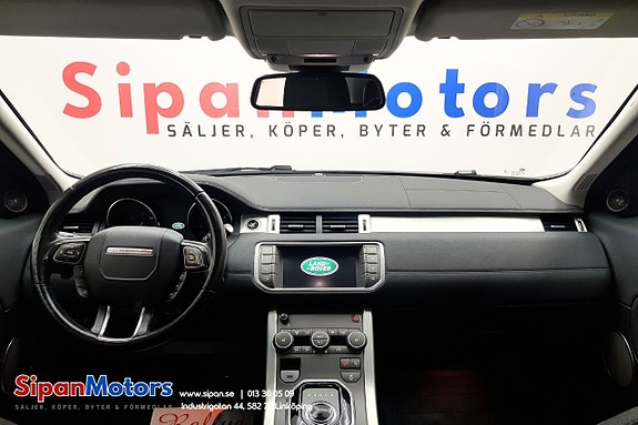 Land Rover Range Rover Evoque 11 of 27