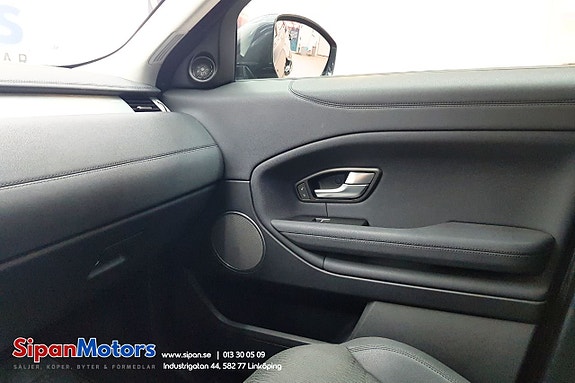 Land Rover Range Rover Evoque 24 of 27