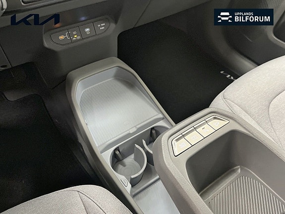 Kia EV3 12 of 16