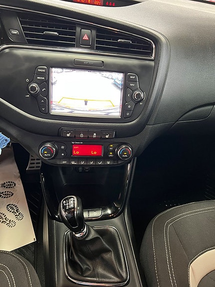 Kia Ceed 15 of 17