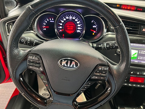 Kia Ceed 14 of 17
