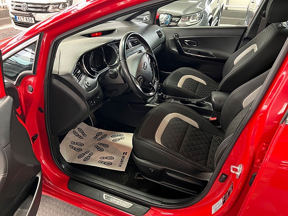 Kia Ceed 9 of 17