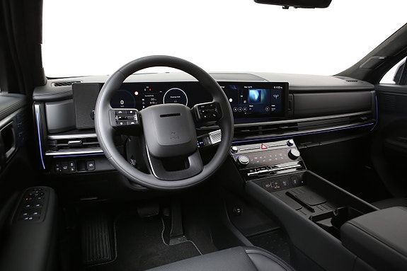 Hyundai Santa Fe 18 of 30