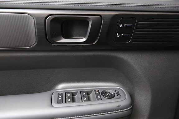 Hyundai Santa Fe 20 of 30