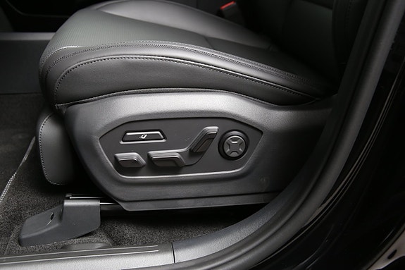 Hyundai Santa Fe 21 of 30