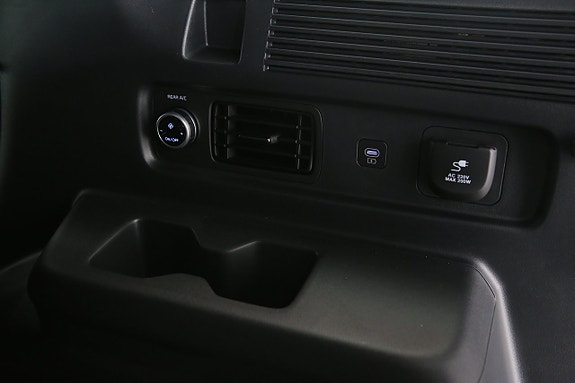 Hyundai Santa Fe 16 of 30