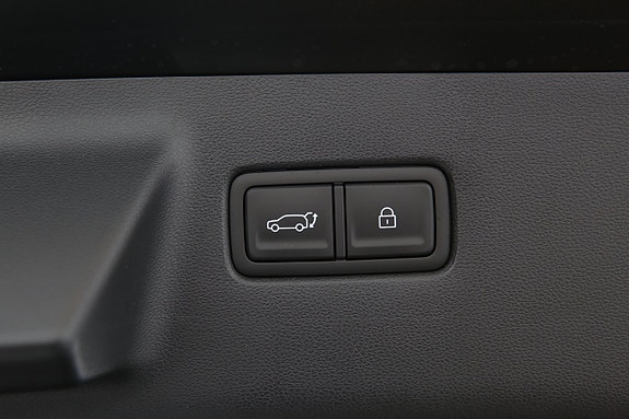 Hyundai Santa Fe 14 of 30