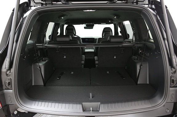 Hyundai Santa Fe 12 of 30