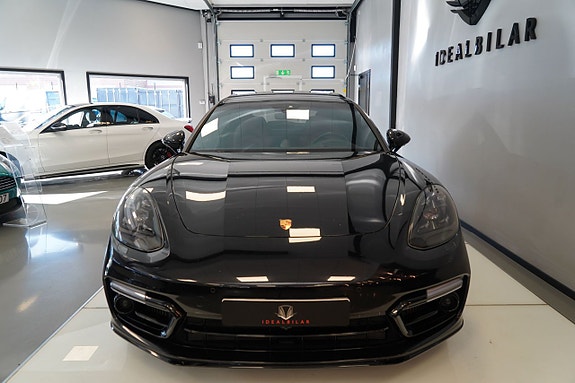 Porsche Panamera Turbo S 5 of 5