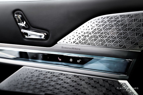 BMW i7 18 of 24
