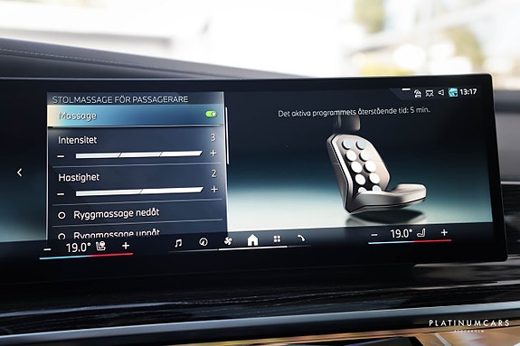 BMW i7 15 of 26