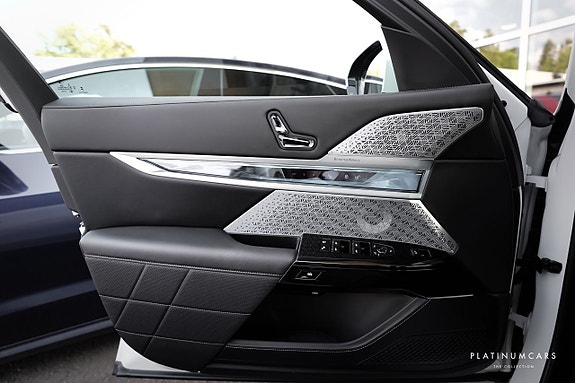 BMW i7 19 of 24