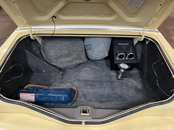 Lincoln Mark VIII LSC 20 of 21