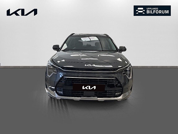 Kia Niro 2 of 5