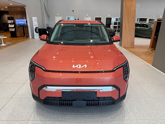 Kia EV3 9 of 9
