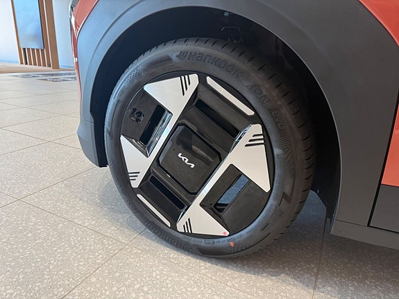 Kia EV3 8 of 9