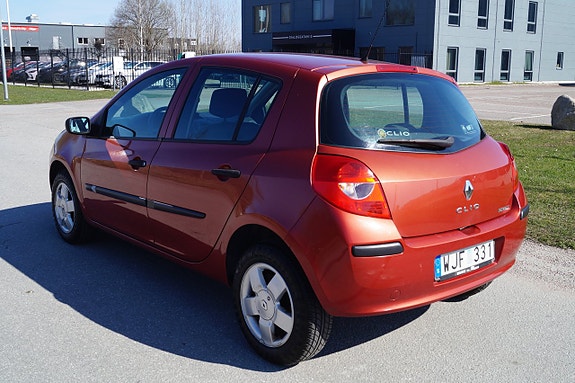 Renault Clio 4 of 9