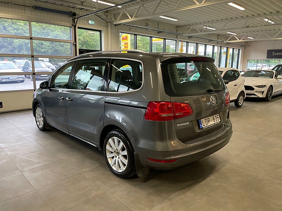 Volkswagen Sharan 3 of 5