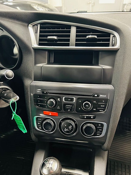 Citroen C4 12 of 15